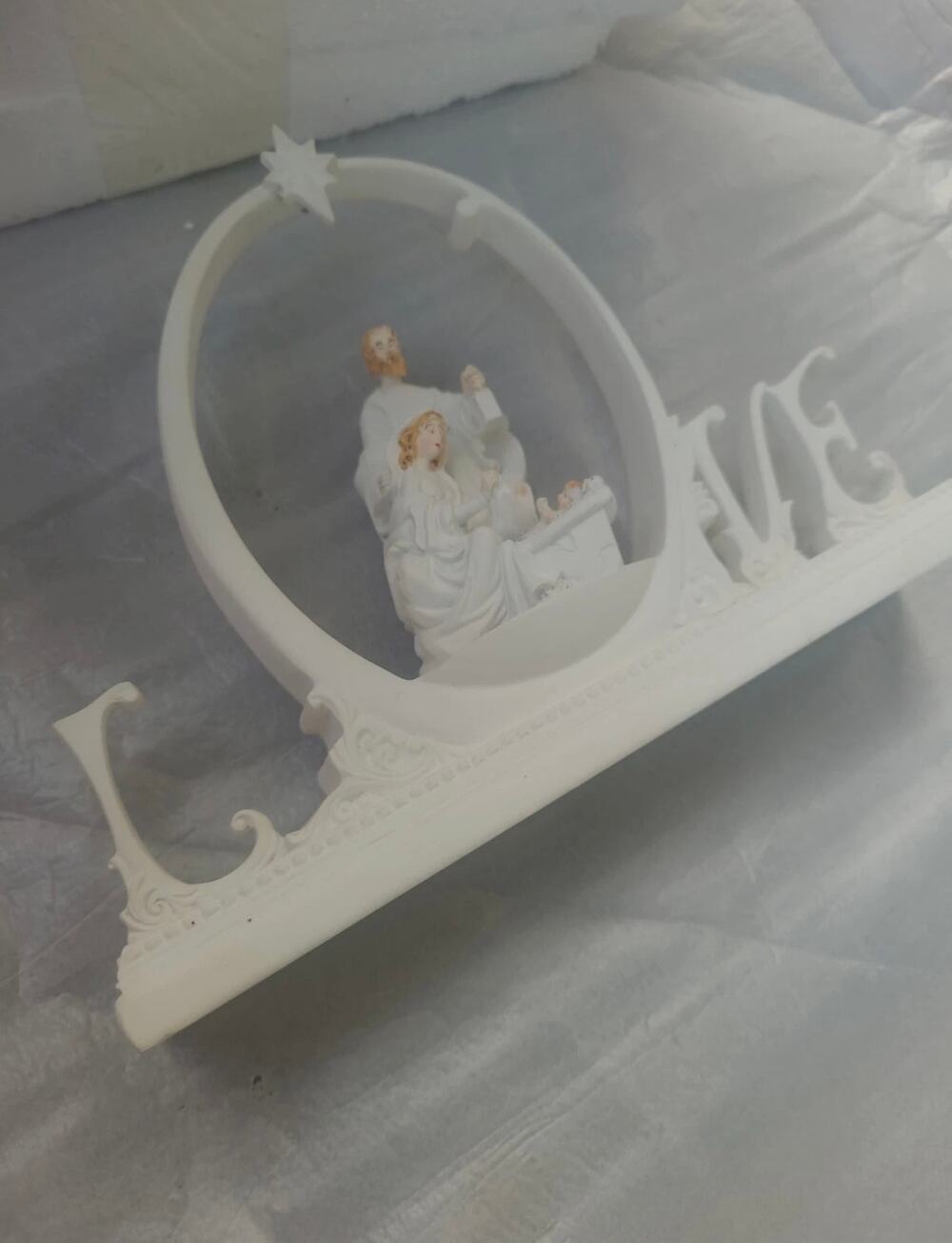 Light‑Up GANZ “PEACE” Nativity – New in Box